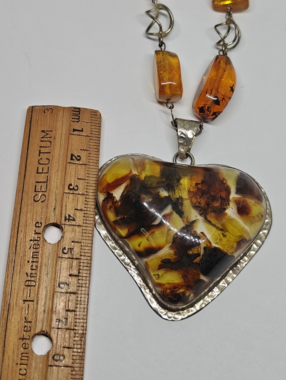 Vintage Amber Heart Necklace - Picture 10 of 16